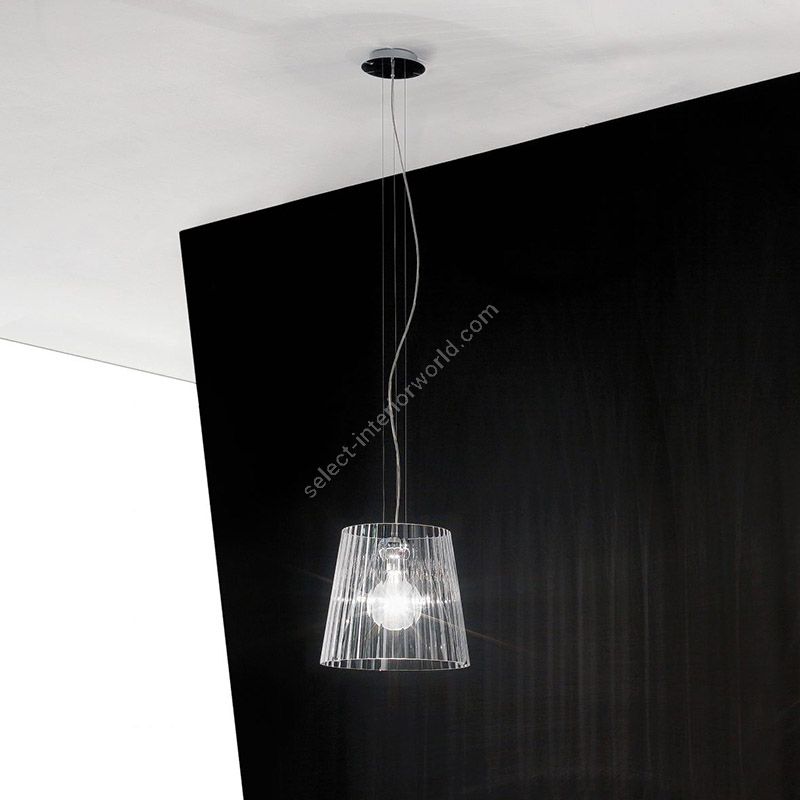 Suspension Lamp / Chrome finish / Clear glass