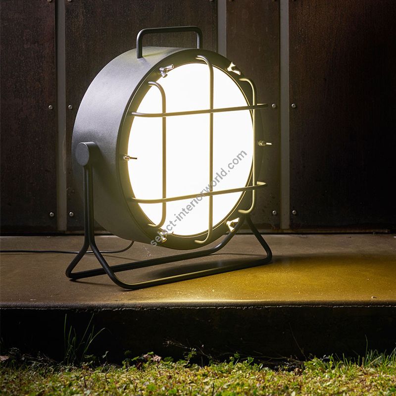Zava / Cantiere / Floor Outdoor Lamp